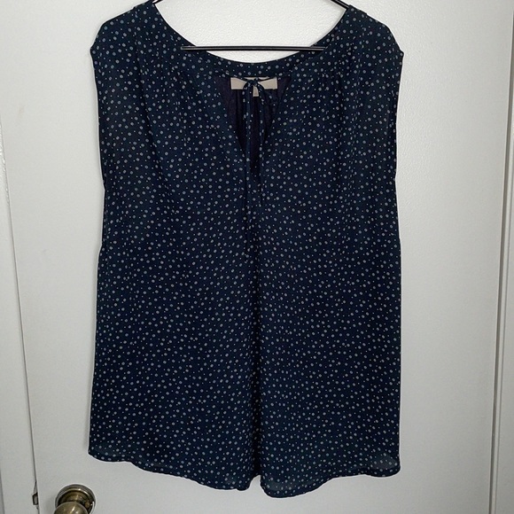 LOFT Tops - LOFT Plus women size 22 tank top blouse dark navy blue  dots white light blue
